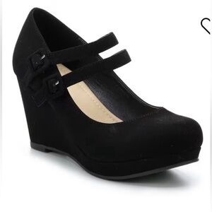Y-NOT MARGARET WEDGES - size 6